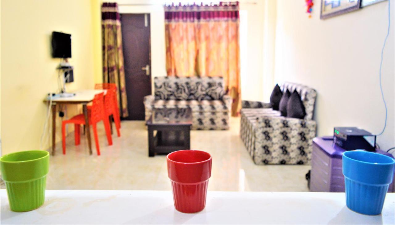 Pretty Garden View Apartment 3Bhk Furnished Flat Near Kashi Vishwanath Temple Varanasi Luaran gambar